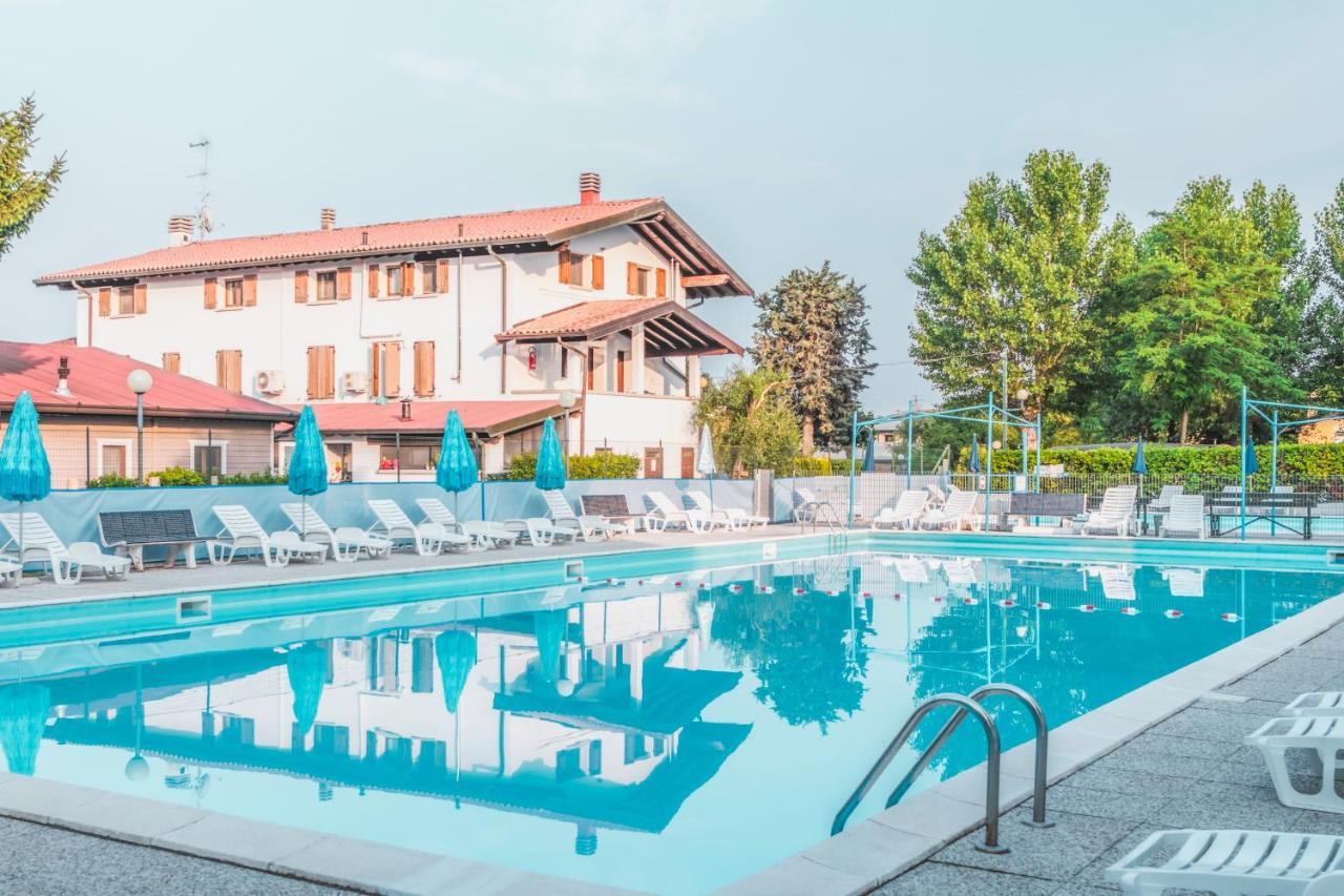 Campeggio Trevisago Iris Park Moniga del Garda Kültér fotó