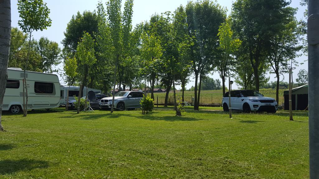Campeggio Trevisago Iris Park Moniga del Garda Kültér fotó